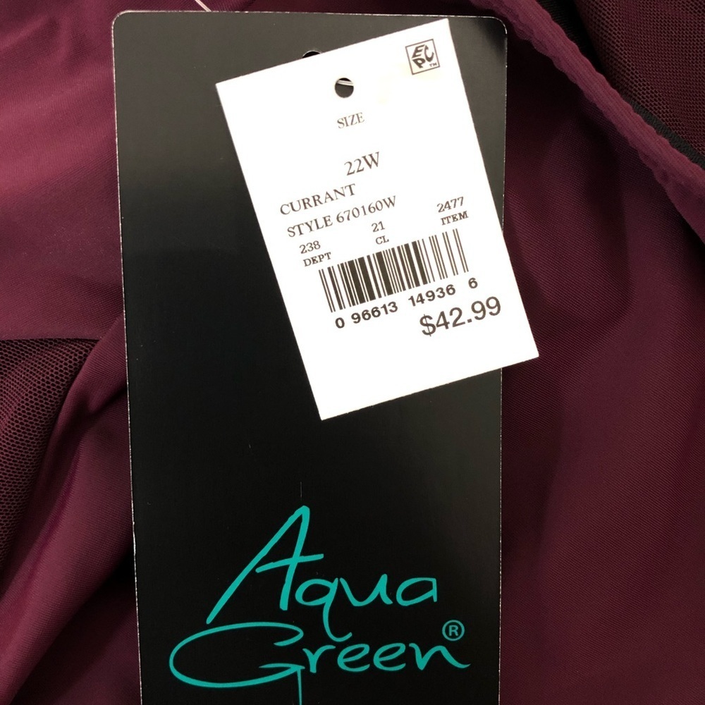AQUA Green Brand One Piece Swimsuit Bathing Suit - Picture 6 of 10